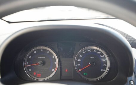 Hyundai Solaris II рестайлинг, 2013 год, 890 000 рублей, 13 фотография