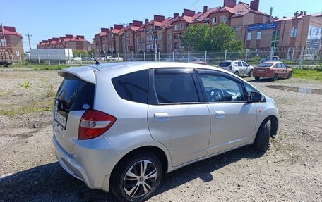 Honda Fit III, 2010 год, 780 000 рублей, 5 фотография