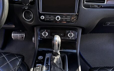 Volkswagen Touareg III, 2017 год, 3 000 000 рублей, 11 фотография