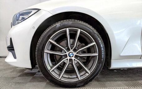 BMW 3 серия, 2021 год, 3 900 000 рублей, 17 фотография