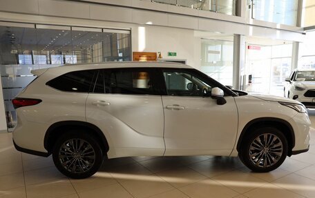 Toyota Highlander, 2026 год, 5 550 000 рублей, 4 фотография
