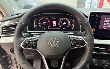 Volkswagen Tiguan II, 2022 год, 2 365 000 рублей, 12 фотография