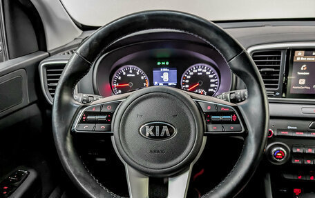 KIA Sportage IV рестайлинг, 2021 год, 2 675 000 рублей, 21 фотография