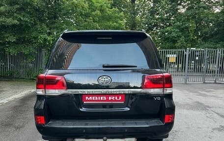Toyota Land Cruiser 200, 2018 год, 6 500 000 рублей, 1 фотография