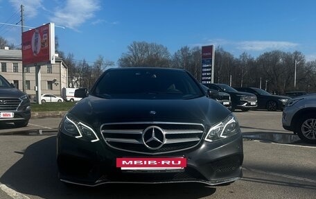 Mercedes-Benz E-Класс, 2013 год, 1 990 000 рублей, 3 фотография