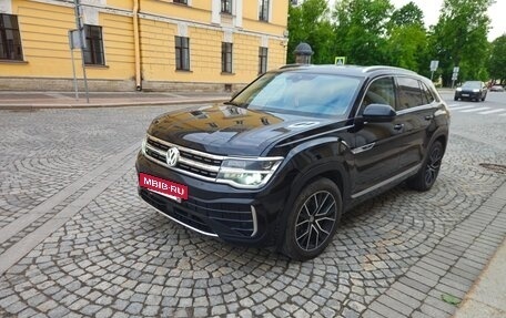 Volkswagen Teramont I, 2023 год, 4 350 000 рублей, 2 фотография
