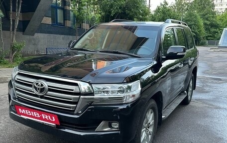 Toyota Land Cruiser 200, 2018 год, 6 500 000 рублей, 7 фотография