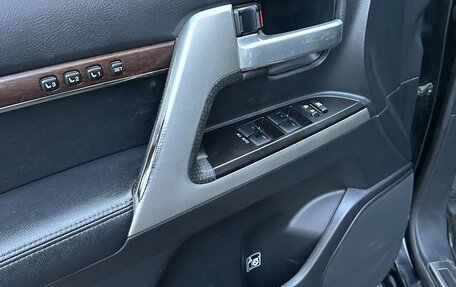 Toyota Land Cruiser 200, 2018 год, 6 500 000 рублей, 15 фотография