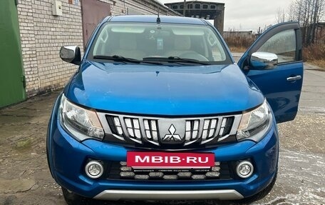 Mitsubishi L200 IV рестайлинг, 2017 год, 3 500 000 рублей, 2 фотография