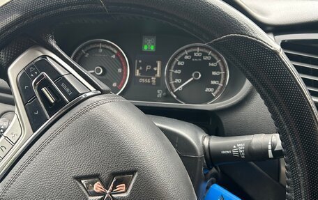 Mitsubishi L200 IV рестайлинг, 2017 год, 3 500 000 рублей, 9 фотография