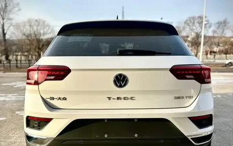 Volkswagen T-Roc I, 2022 год, 1 720 000 рублей, 6 фотография
