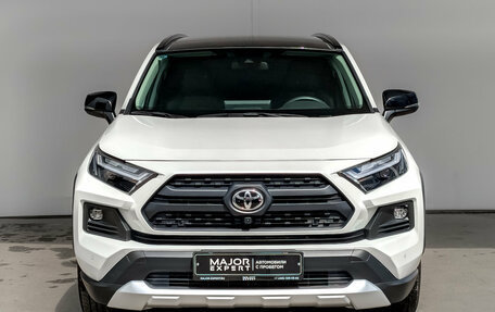 Toyota RAV4, 2024 год, 3 950 000 рублей, 2 фотография