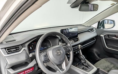Toyota RAV4, 2024 год, 3 950 000 рублей, 16 фотография