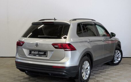 Volkswagen Tiguan II, 2020 год, 2 600 000 рублей, 5 фотография