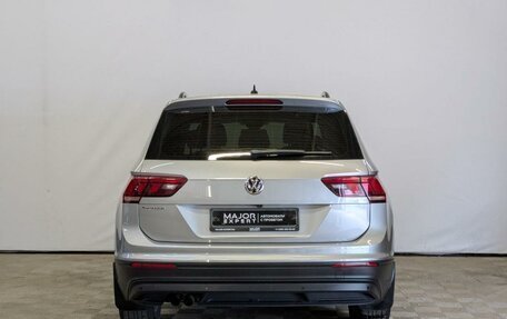 Volkswagen Tiguan II, 2020 год, 2 600 000 рублей, 6 фотография