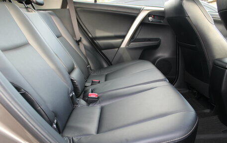 Toyota RAV4, 2014 год, 2 175 000 рублей, 12 фотография