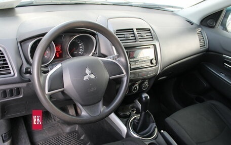 Mitsubishi ASX I рестайлинг, 2013 год, 1 025 000 рублей, 10 фотография