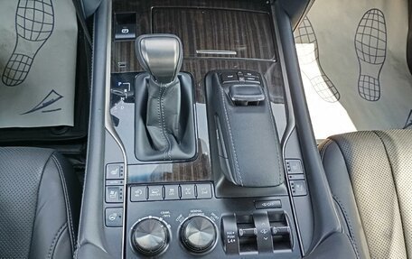 Lexus LX III, 2020 год, 14 000 000 рублей, 27 фотография