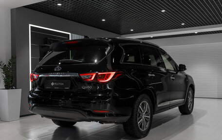 Infiniti QX60 I рестайлинг, 2016 год, 1 995 000 рублей, 5 фотография