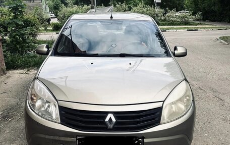 Renault Sandero I, 2011 год, 380 000 рублей, 1 фотография