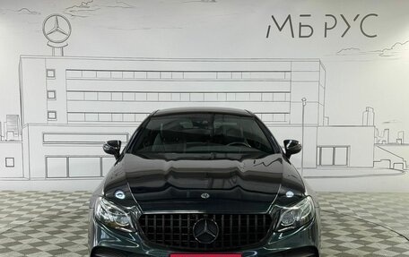 Mercedes-Benz E-Класс, 2019 год, 4 875 000 рублей, 4 фотография