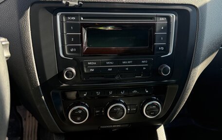 Volkswagen Jetta VI, 2014 год, 1 200 000 рублей, 6 фотография