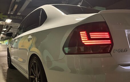 Volkswagen Polo VI (EU Market), 2018 год, 1 350 000 рублей, 3 фотография