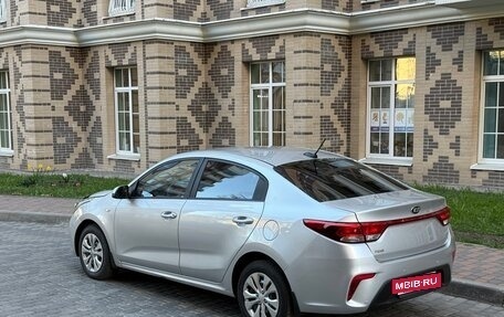 KIA Rio IV, 2017 год, 1 095 000 рублей, 4 фотография