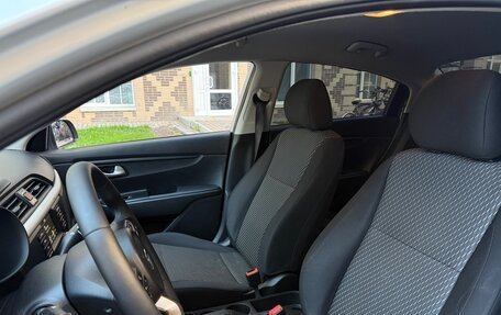 KIA Rio IV, 2017 год, 1 095 000 рублей, 18 фотография