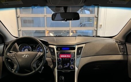 Hyundai Sonata VI, 2010 год, 885 000 рублей, 9 фотография