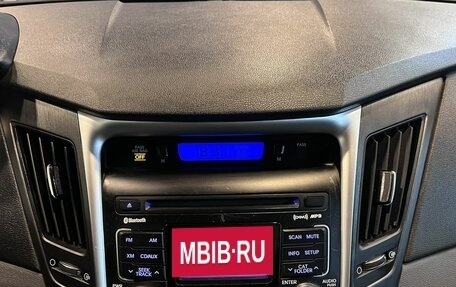 Hyundai Sonata VI, 2010 год, 885 000 рублей, 14 фотография