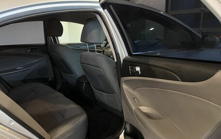 Hyundai Sonata VI, 2010 год, 885 000 рублей, 17 фотография
