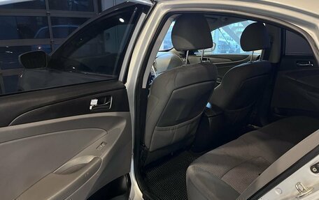 Hyundai Sonata VI, 2010 год, 885 000 рублей, 25 фотография
