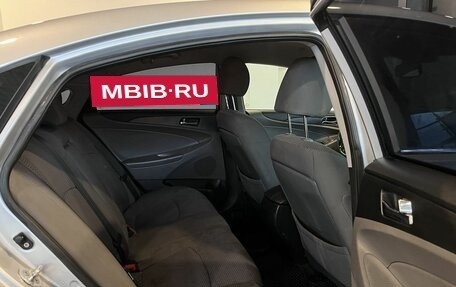 Hyundai Sonata VI, 2010 год, 885 000 рублей, 26 фотография