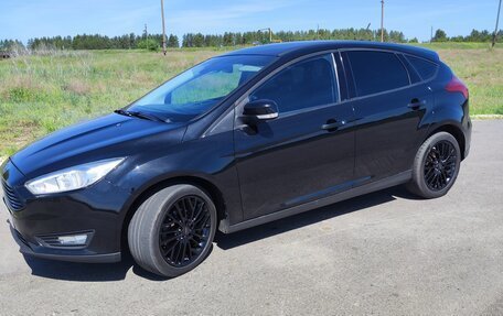 Ford Focus III, 2015 год, 855 000 рублей, 2 фотография