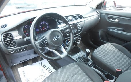 KIA Rio IV, 2018 год, 1 348 000 рублей, 8 фотография