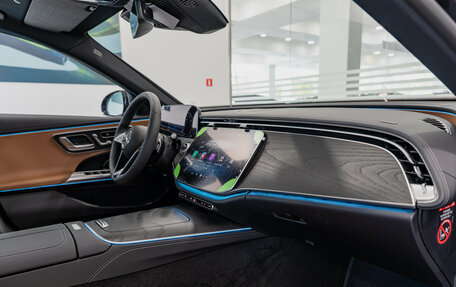 Mercedes-Benz E-Класс, 2025 год, 9 790 000 рублей, 13 фотография