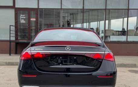 Mercedes-Benz E-Класс, 2024 год, 6 499 000 рублей, 4 фотография