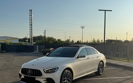 Mercedes-Benz E-Класс, 2021 год, 5 000 000 рублей, 1 фотография