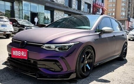 Volkswagen Golf VIII, 2023 год, 2 360 024 рублей, 1 фотография