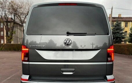 Volkswagen Caravelle T6 рестайлинг, 2022 год, 3 500 000 рублей, 7 фотография