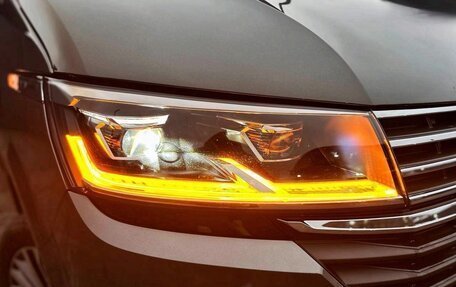 Volkswagen Caravelle T6 рестайлинг, 2022 год, 3 500 000 рублей, 16 фотография