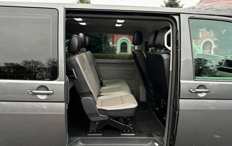 Volkswagen Caravelle T6 рестайлинг, 2022 год, 3 500 000 рублей, 36 фотография
