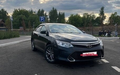 Toyota Camry, 2016 год, 1 880 000 рублей, 3 фотография