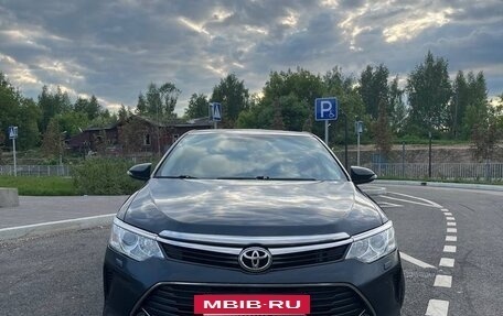 Toyota Camry, 2016 год, 1 880 000 рублей, 2 фотография