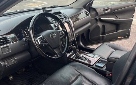 Toyota Camry, 2016 год, 1 880 000 рублей, 9 фотография