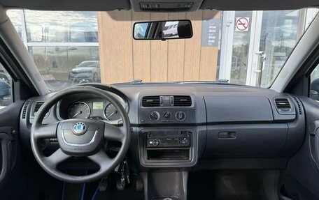 Skoda Fabia II, 2011 год, 450 000 рублей, 7 фотография