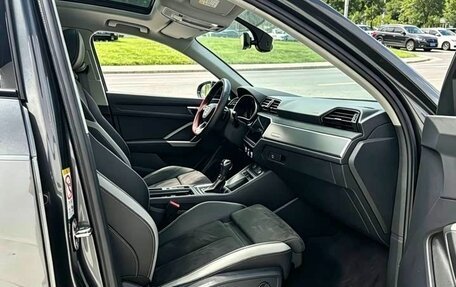 Audi Q3, 2022 год, 2 100 000 рублей, 8 фотография