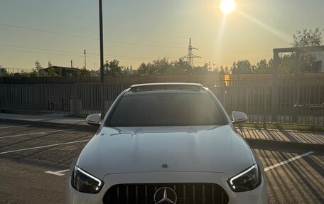 Mercedes-Benz E-Класс, 2021 год, 5 000 000 рублей, 2 фотография