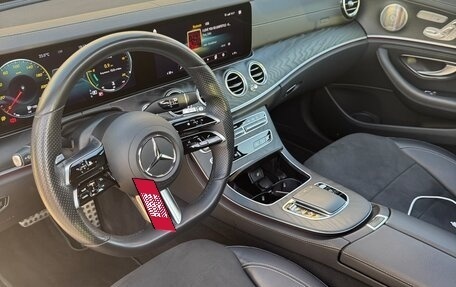 Mercedes-Benz E-Класс, 2021 год, 5 000 000 рублей, 4 фотография